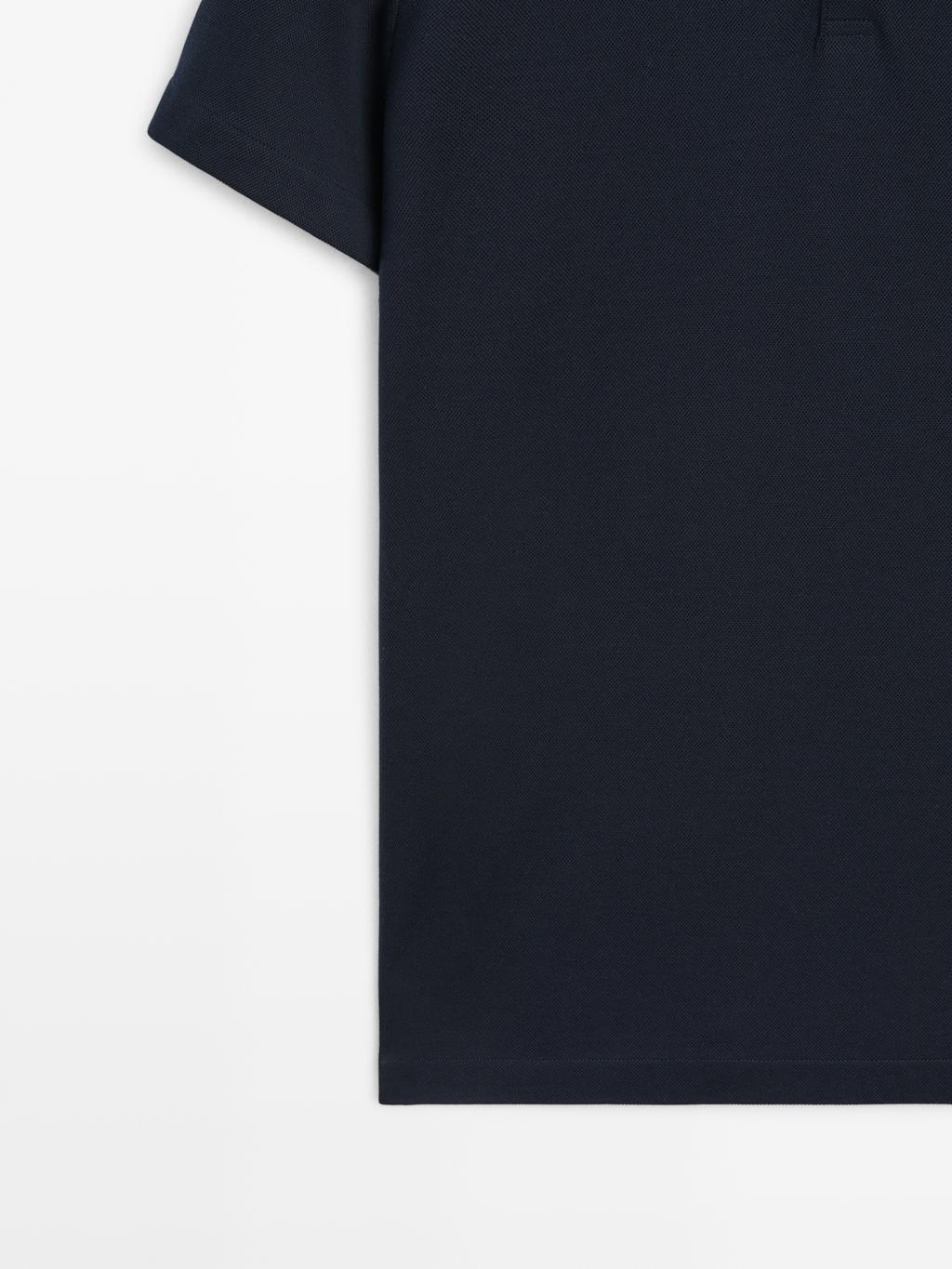 Short sleeve polo shirt with contrast seam detail