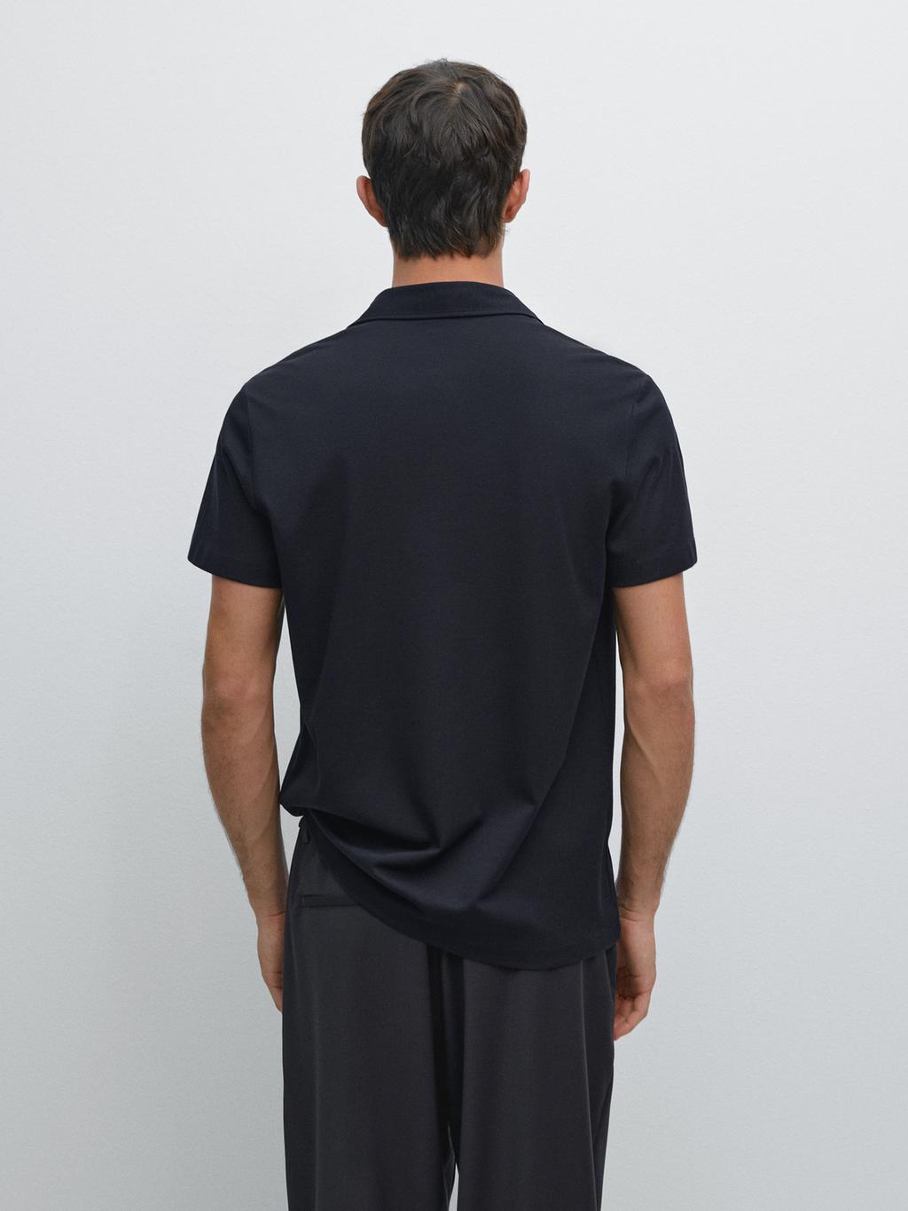 Short sleeve polo shirt with contrast seam detail