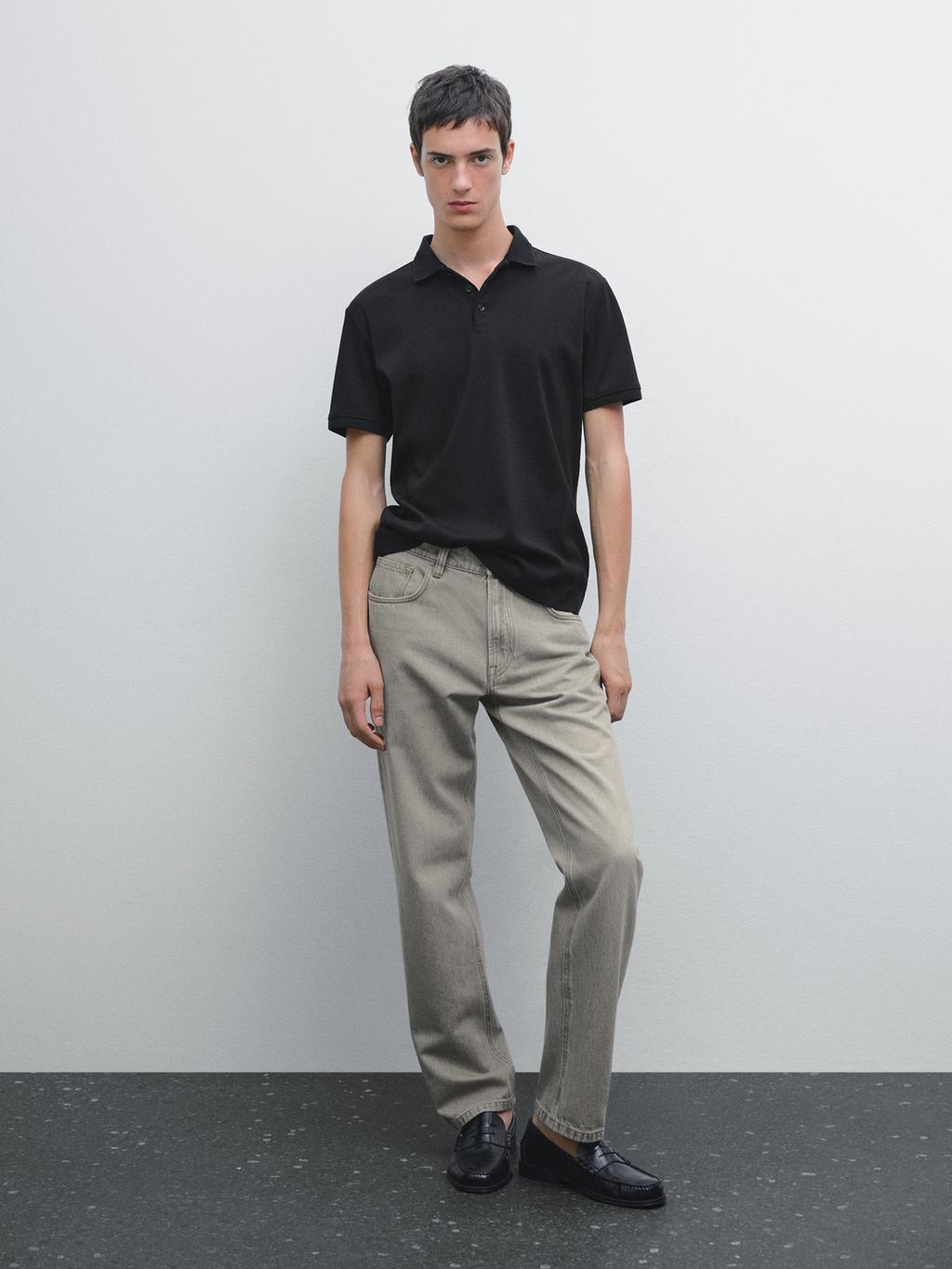 Short sleeve polo shirt with collar detail