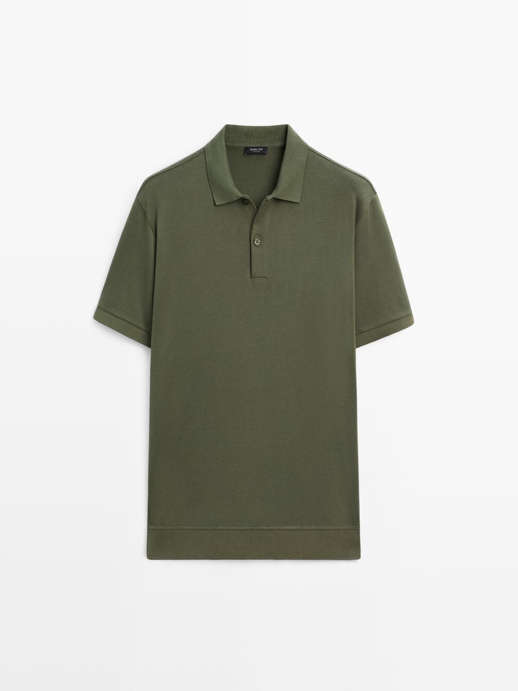 Short sleeve polo shirt with zip-up collar