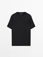 100% cotton knit T-shirt