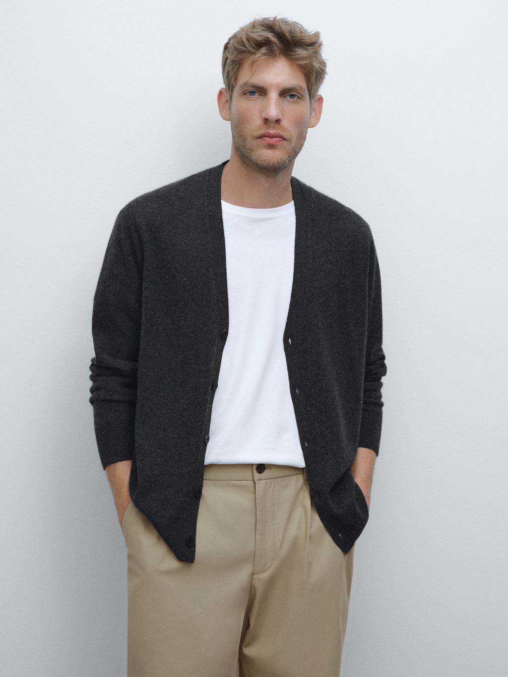 100% cashmere V-neck cardigan