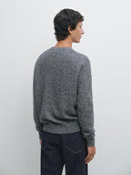 100% cashmere crew neck sweater