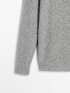 100% wool mock neck jumper