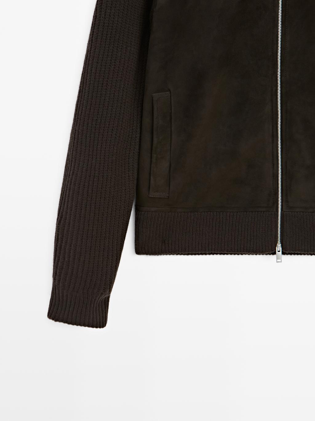 Contrast mock neck jacket