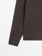 100% wool knit cardigan with polo collar