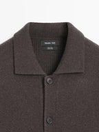 100% wool knit cardigan with polo collar