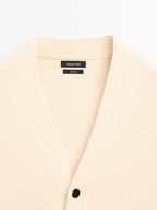 100% wool V-neck knit cardigan