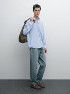 Regular fit shirt with striped detail