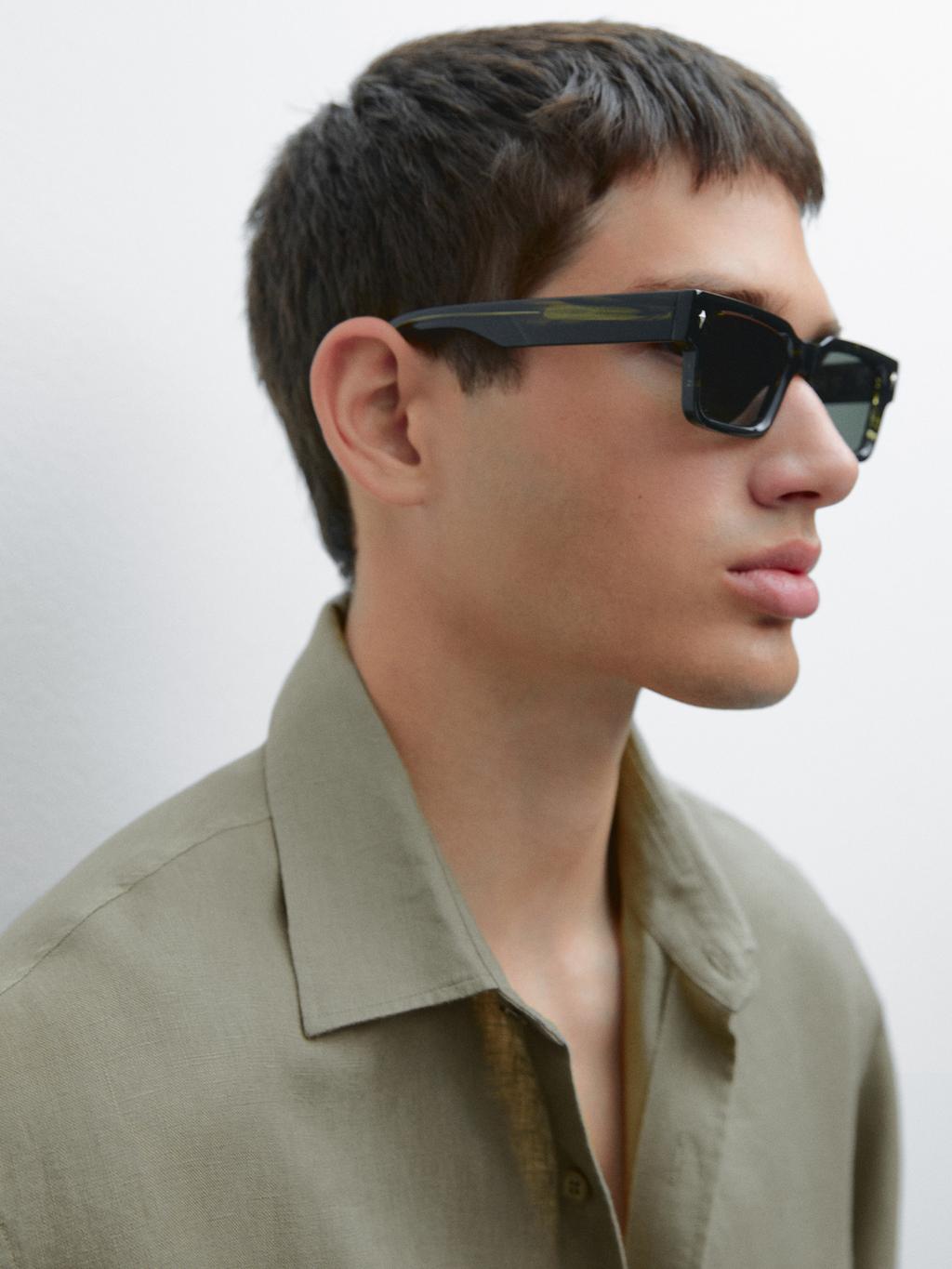 Regular fit short sleeve shirt