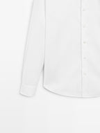 Regular fit textured shirt