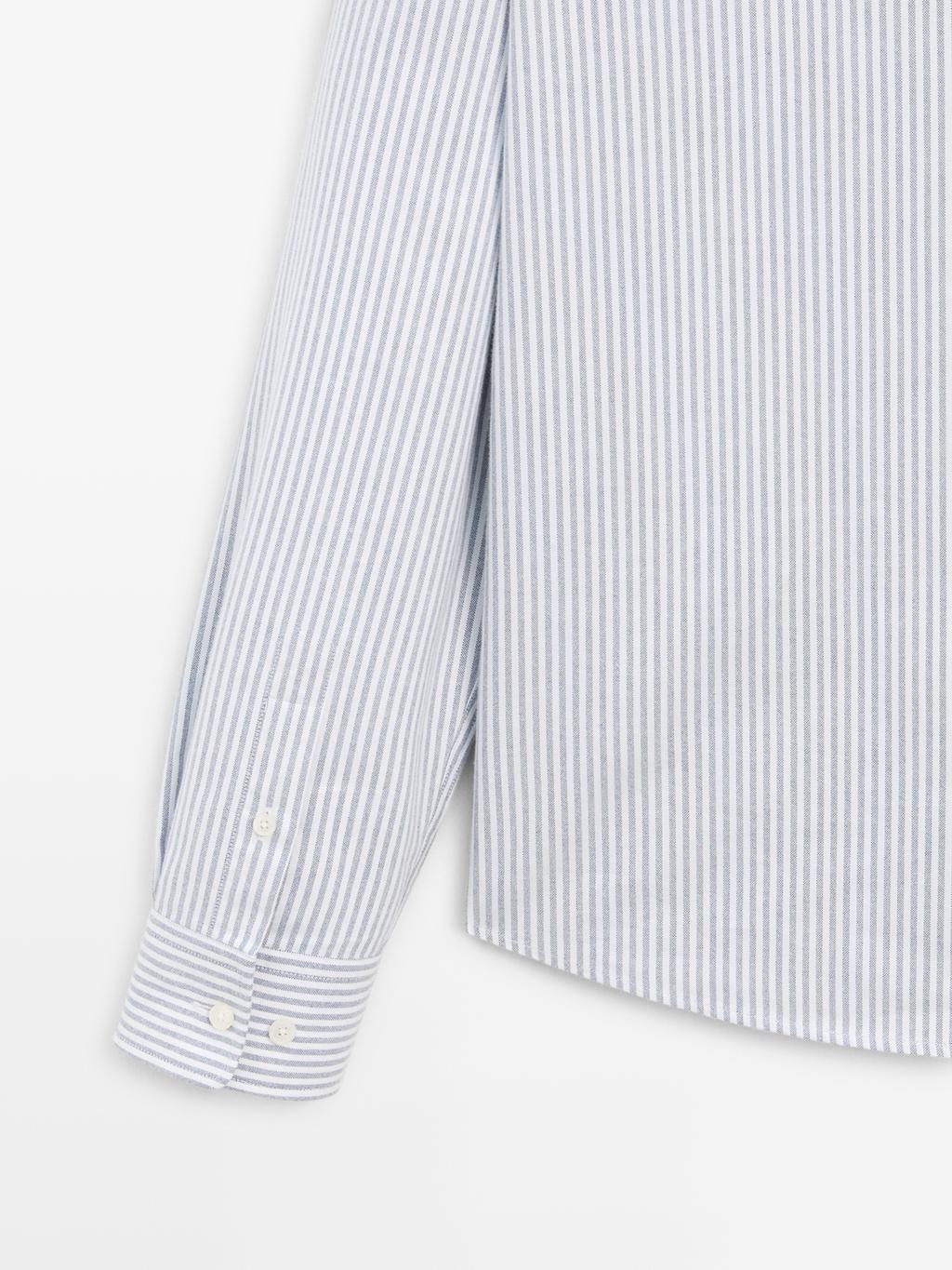 Regular fit striped shirt
