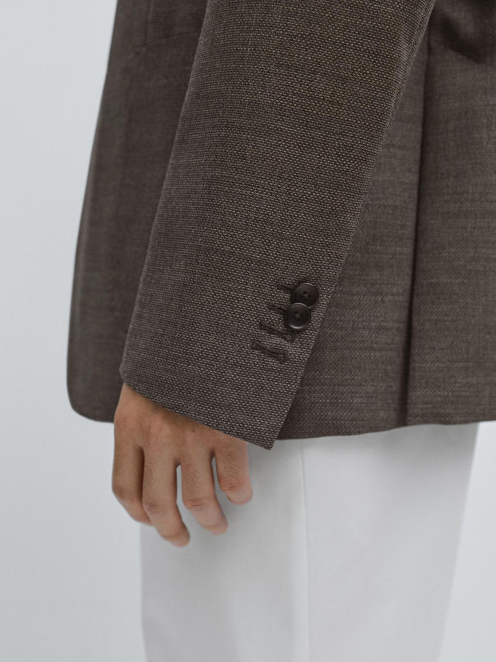 100% wool textured blazer