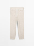 Total look linen trousers