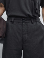 Lightweight 100% linen Bermuda shorts