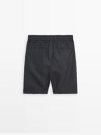 100% linen semi-jogger fit Bermuda shorts