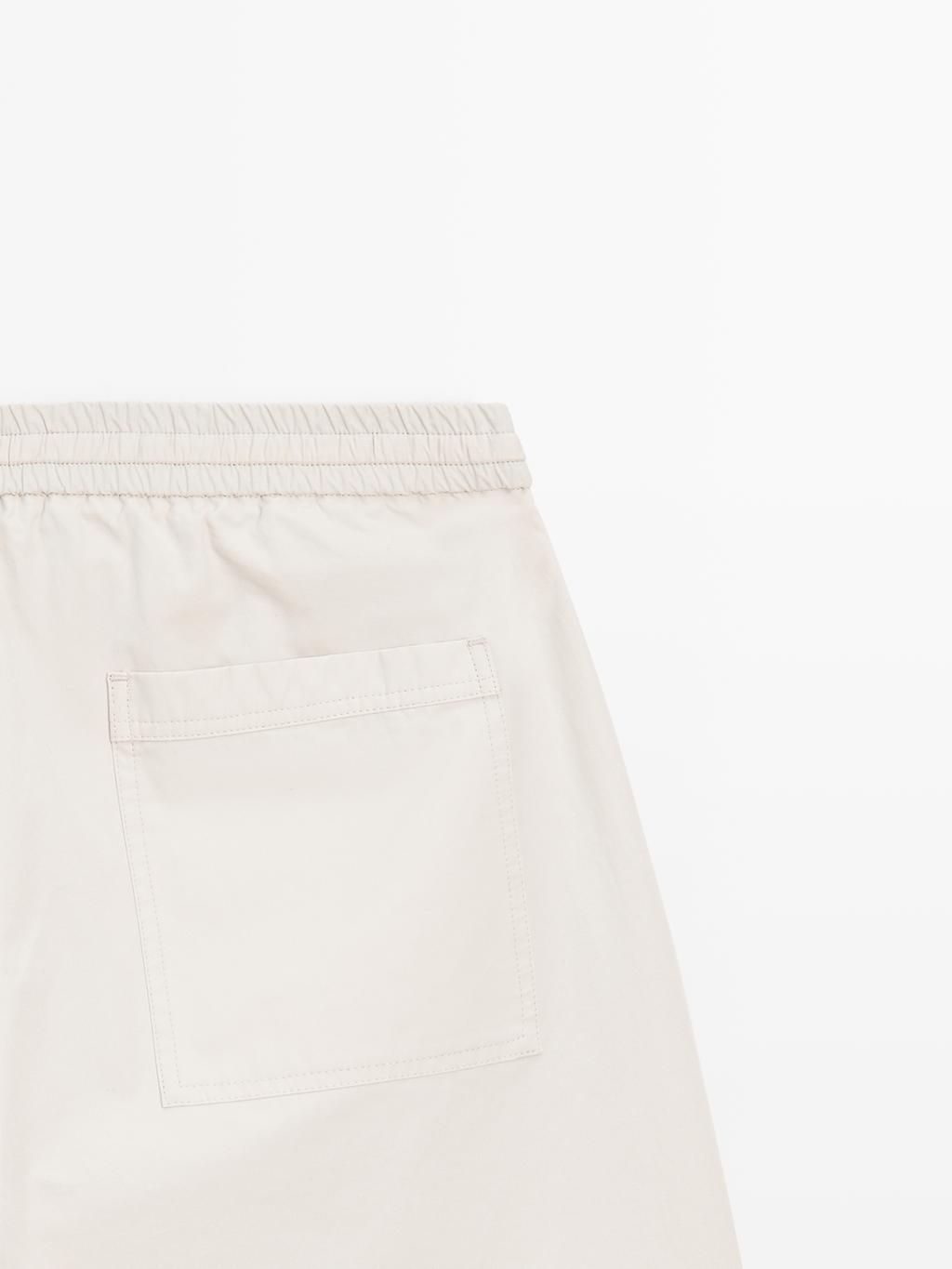 100% cotton jogger fit Bermuda shorts