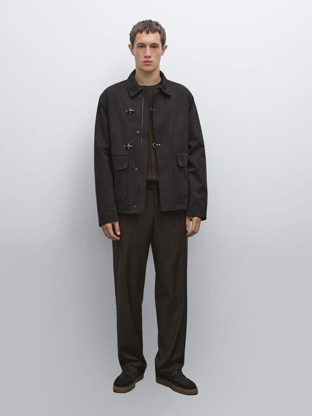 Water-repellent toggle jacket