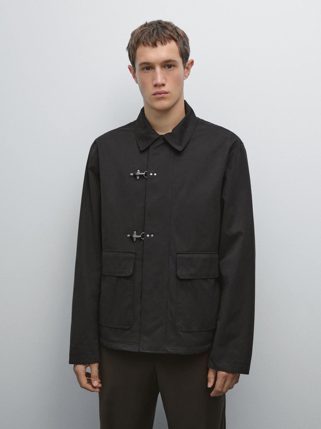 Water-repellent toggle jacket