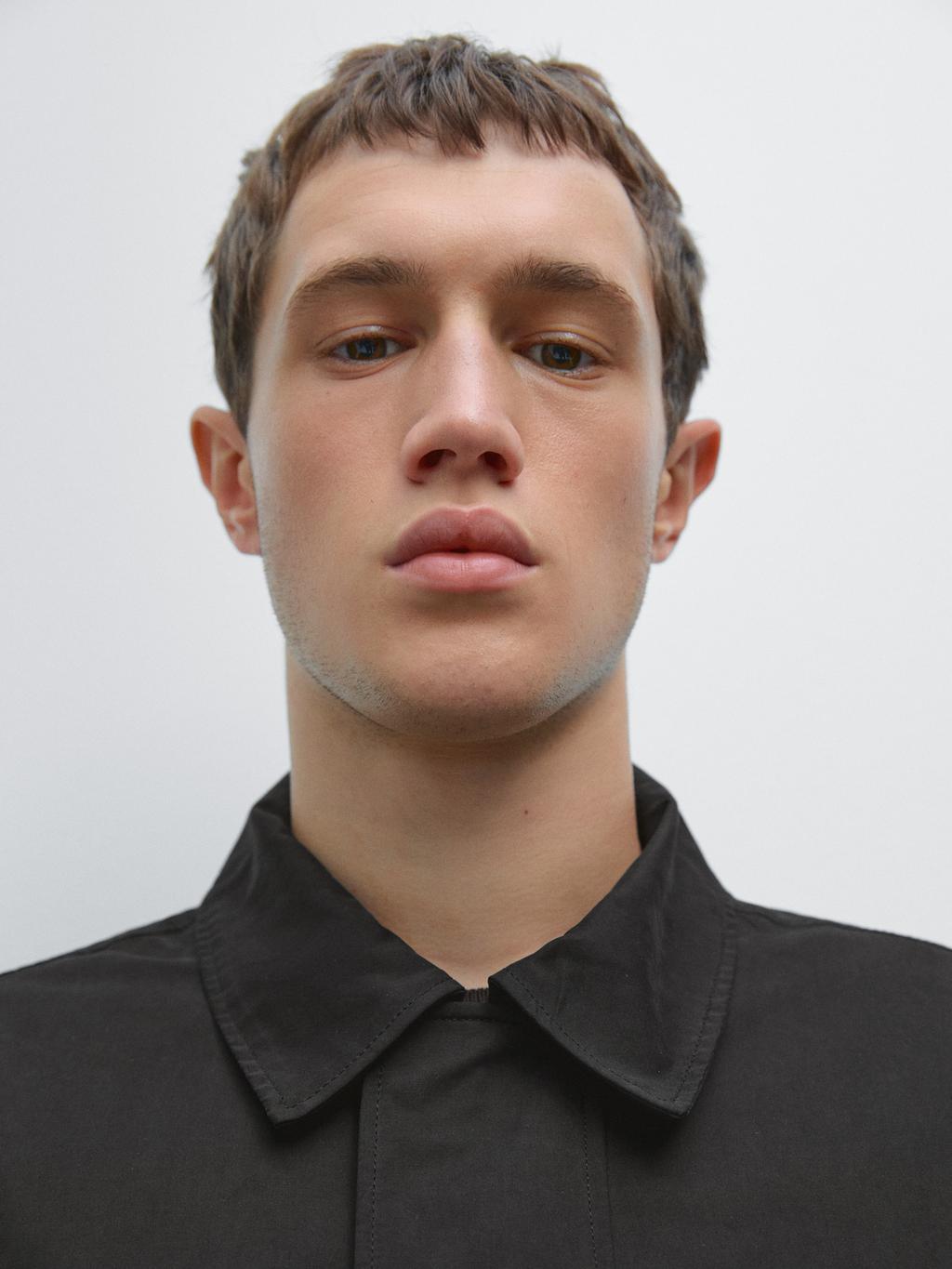 Water-repellent toggle jacket