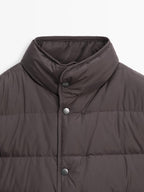 Water-repellent puffer jacket with down blend