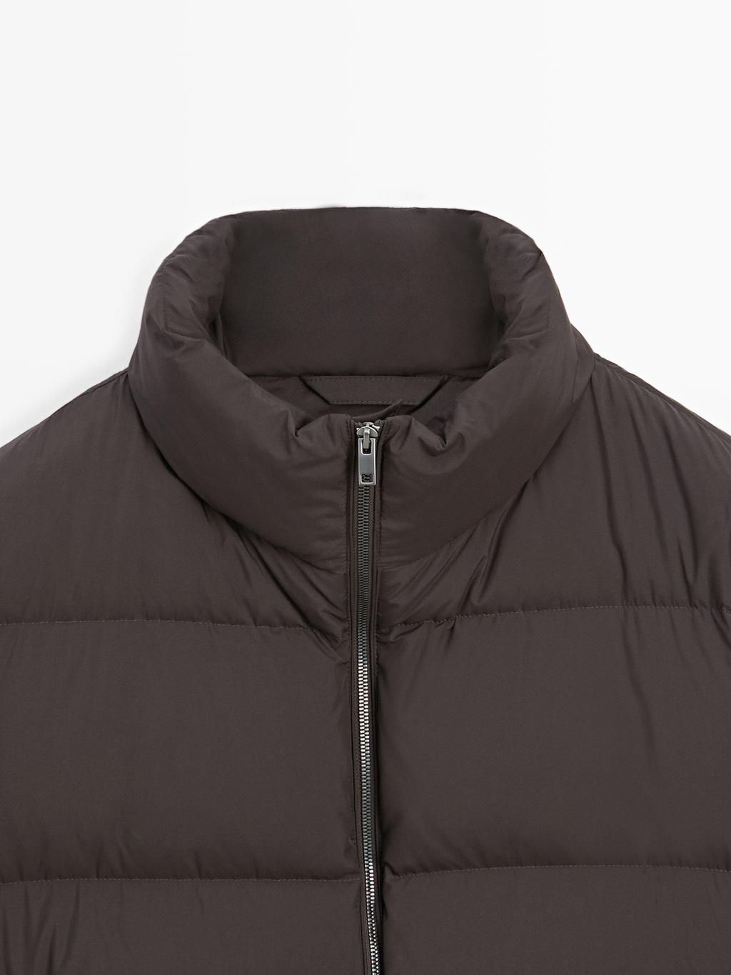 Water-repellent puffer jacket