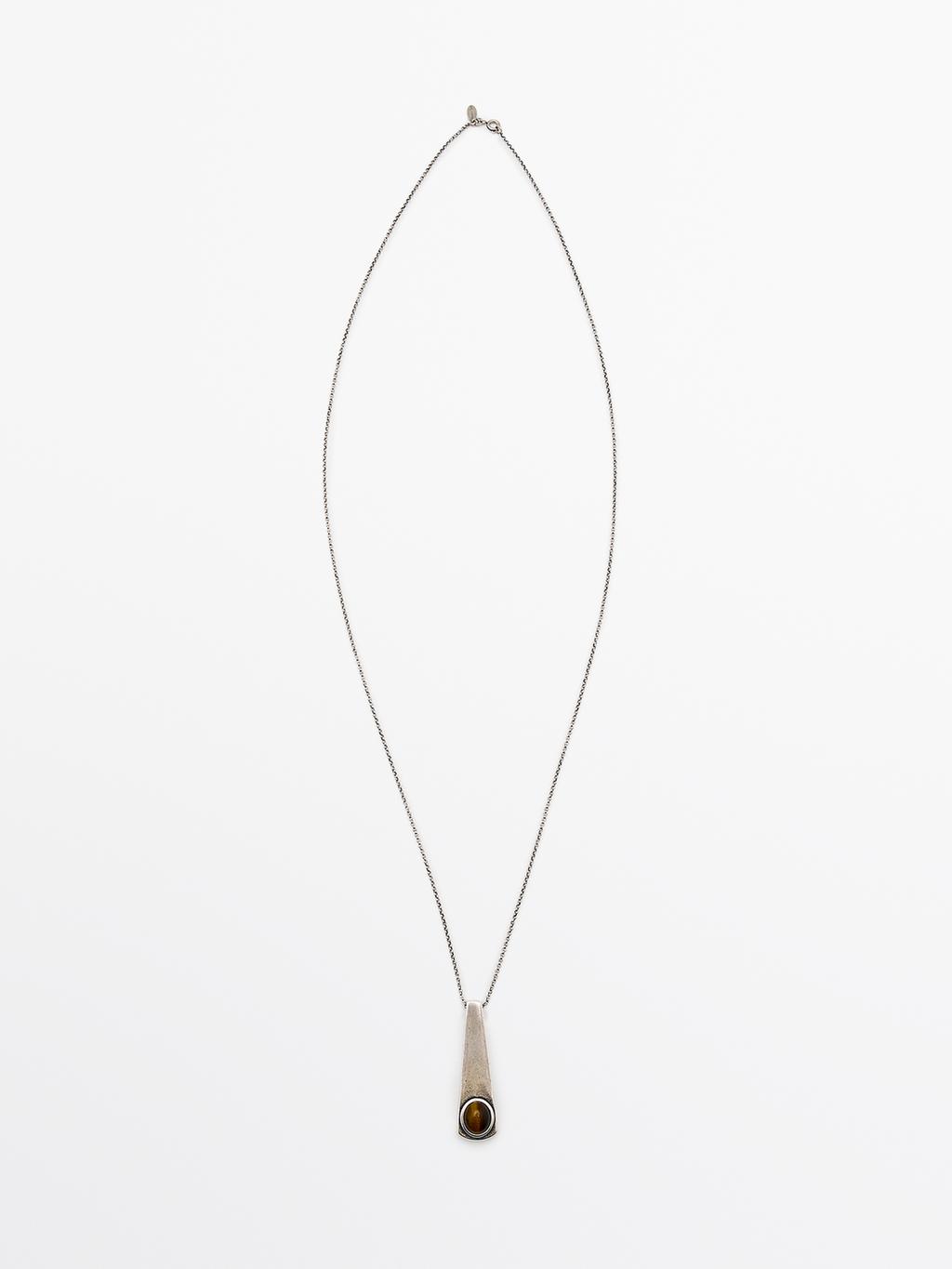 Geometric pendant with stone