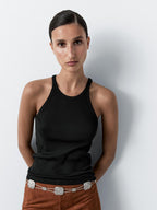 Textured medallion chain belt