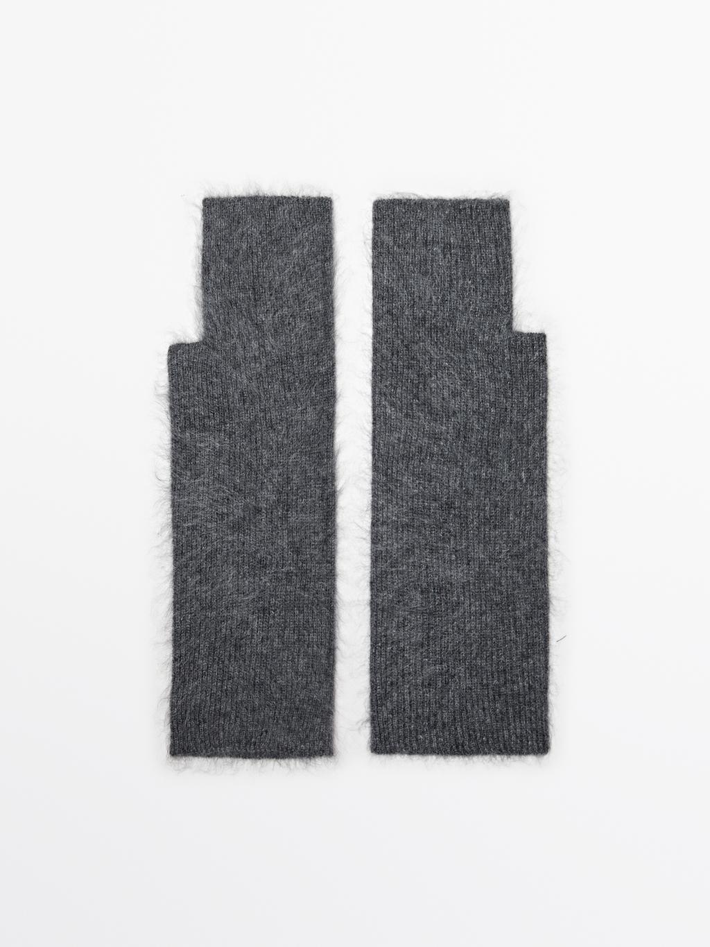 Long knit 100% cashmere mittens