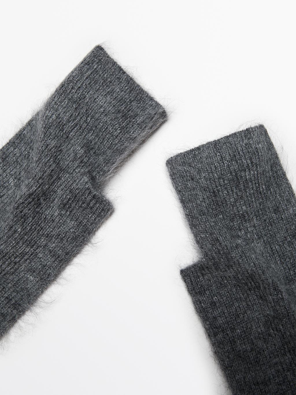 Long knit 100% cashmere mittens