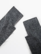 Long knit 100% cashmere mittens