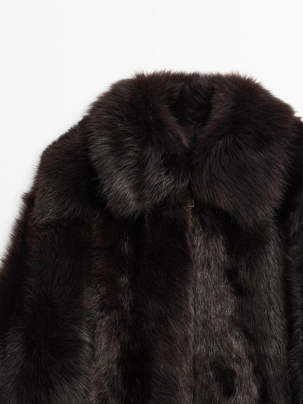 Short leather jacket with fur