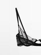 Lace bra with underwire