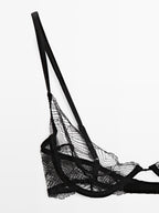 Lace bra with underwire