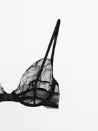 Lace bra with underwire