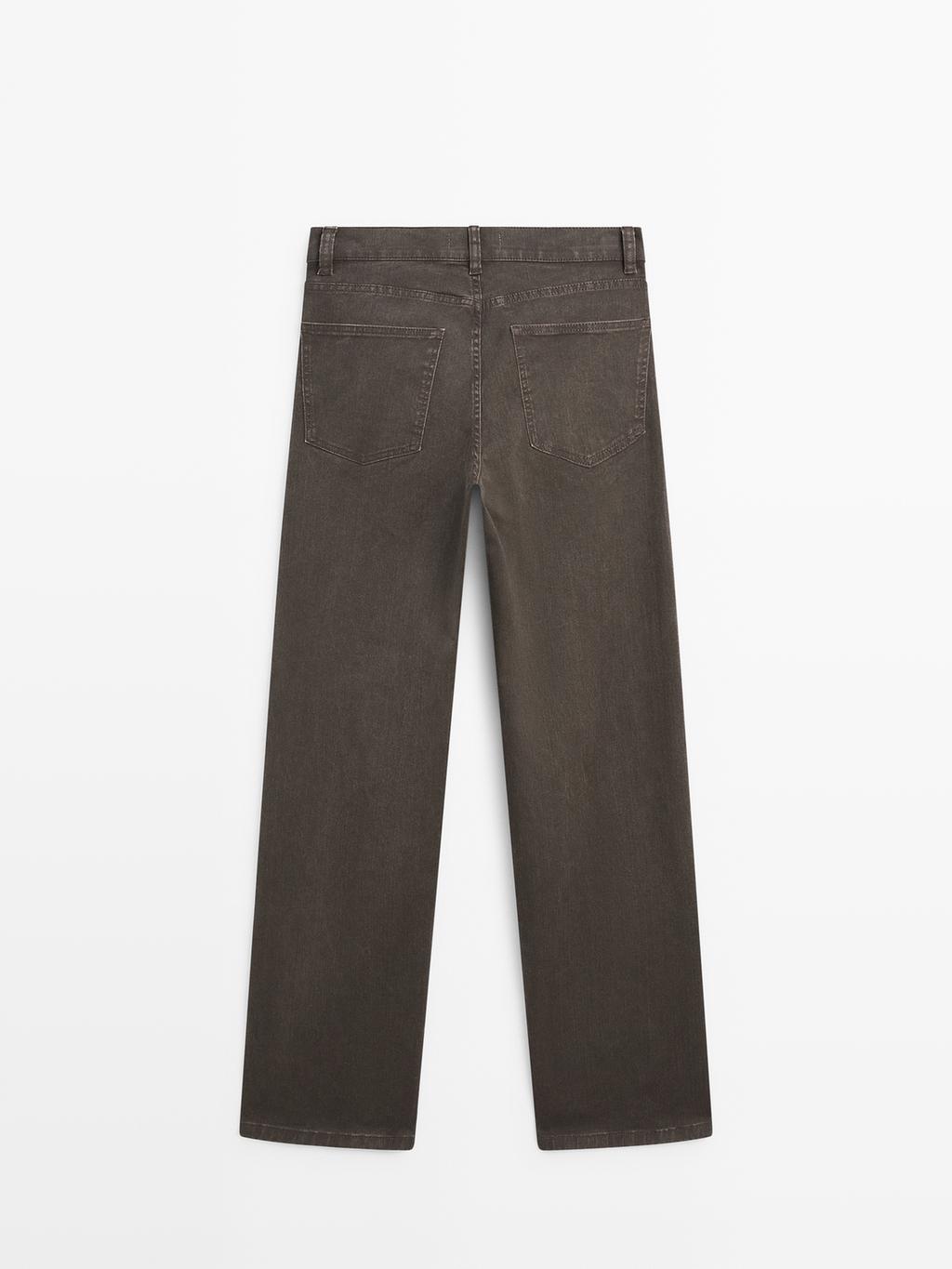 High-waist wide-leg jeans