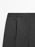 Dart trousers with elastic waistband