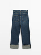 Low-waist straight-leg jeans with turn-up