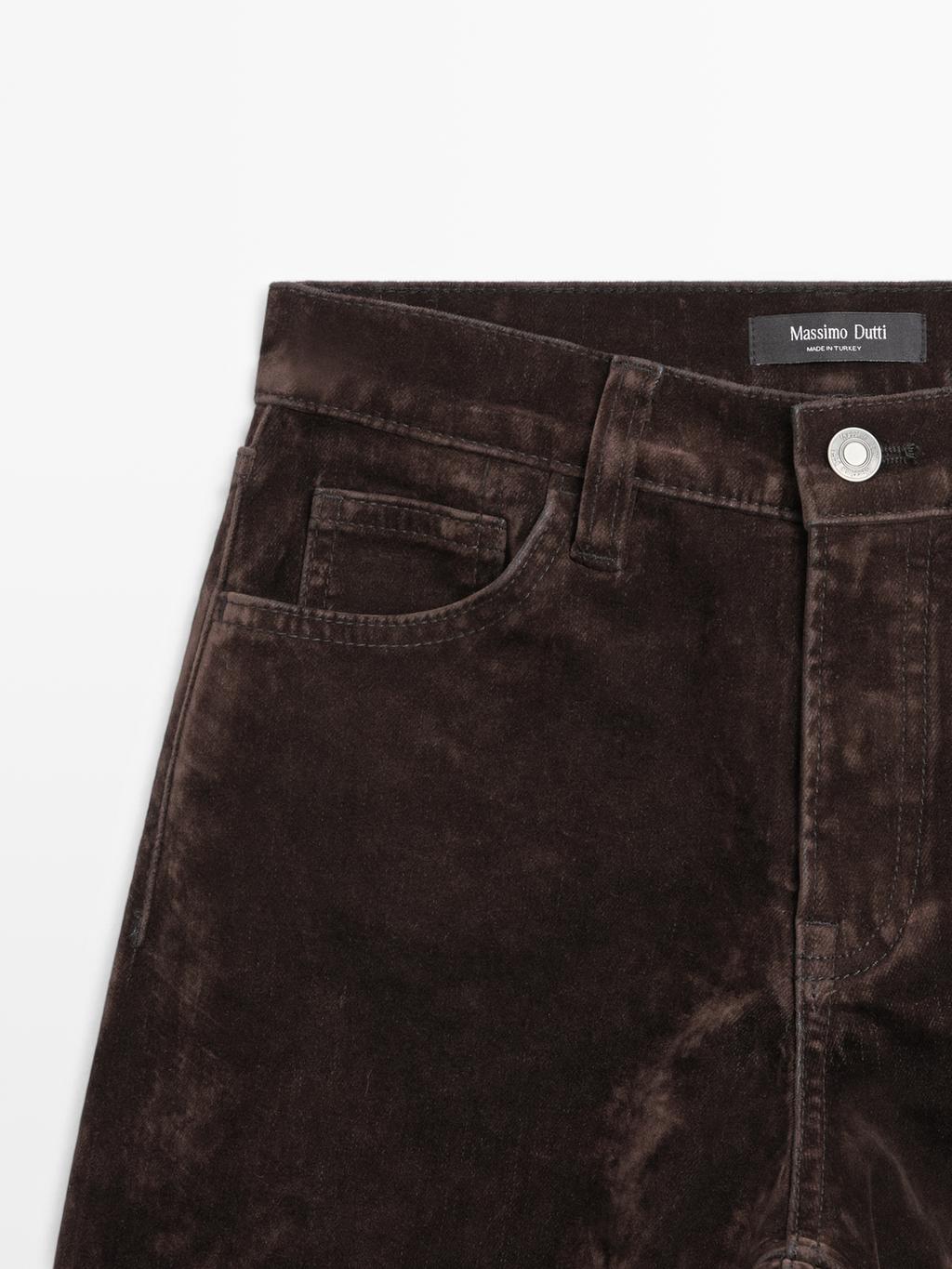 Straight-leg mid-rise flocked jeans