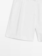 100% cotton Bermuda shorts with darts