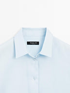 Flowing shirt with shirt collar