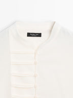Round-neck shirt with button details