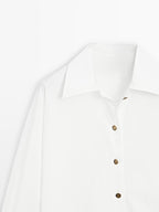 Poplin shirt with golden buttons
