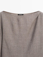 Felt texture boat neck blouse
