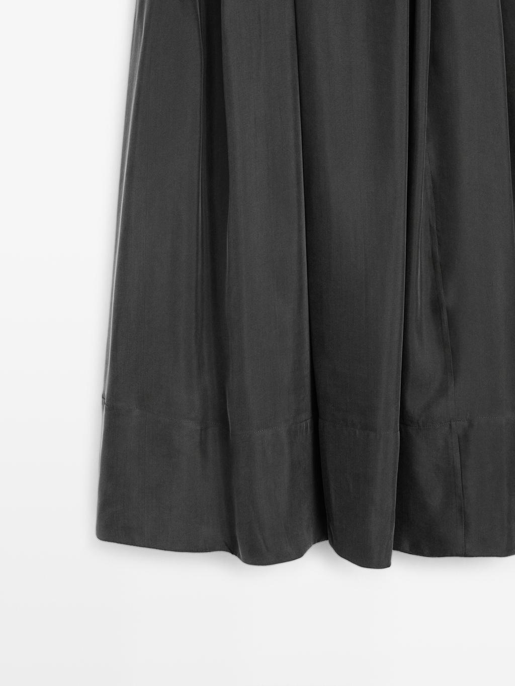 Flowing flared midi skirt