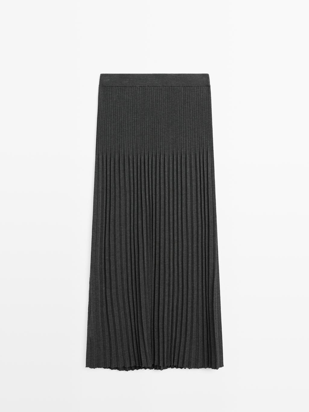 Pleated knit midi skirt