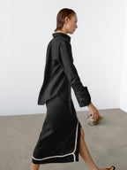 Midi skirt with contrast embroidery