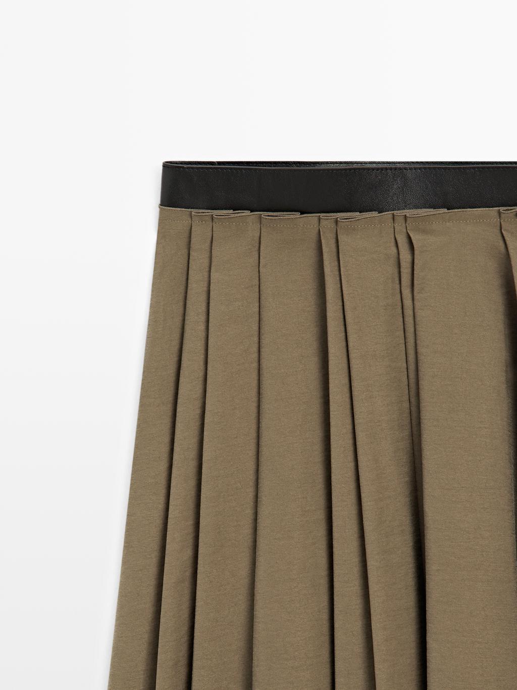 Pleated midi skirt with waist detail
