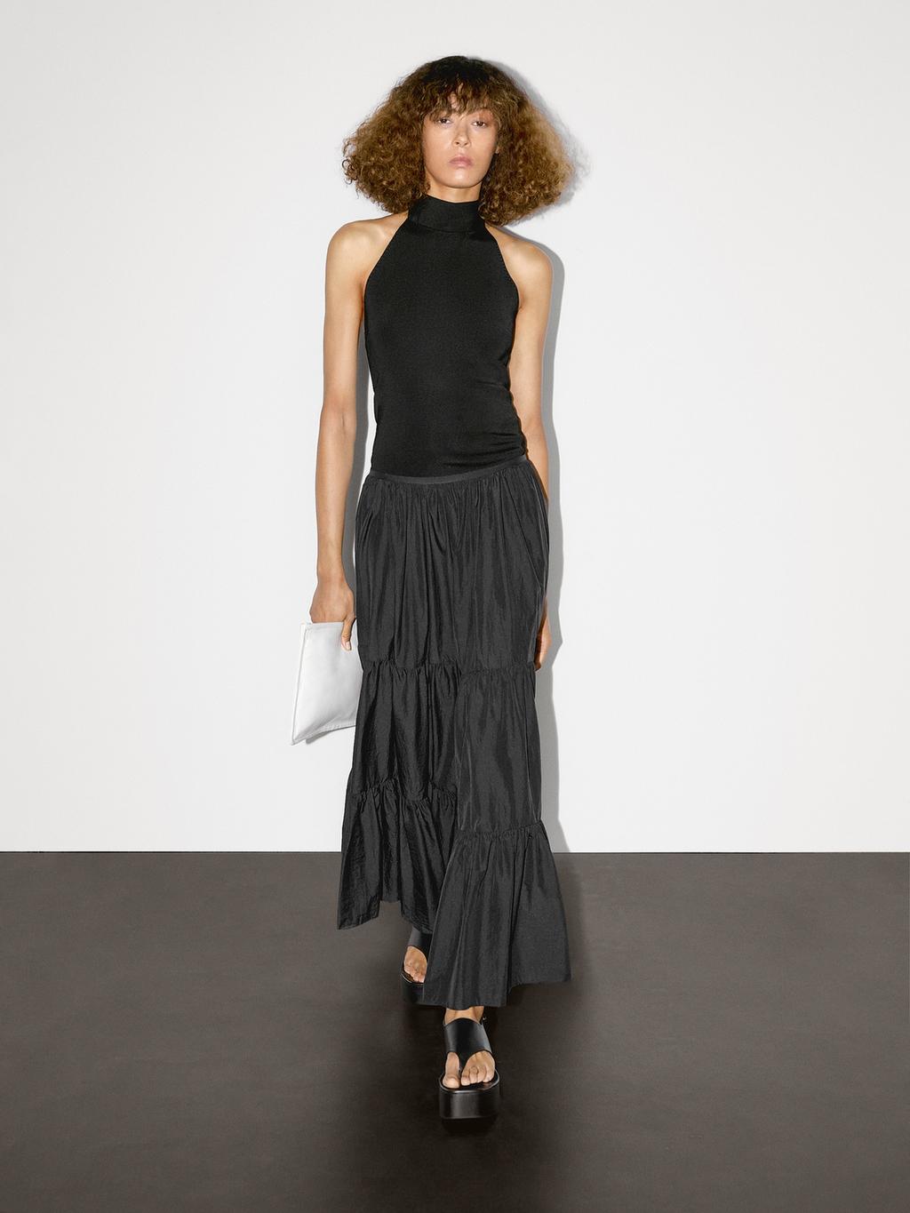 Long flared skirt with gathered detail