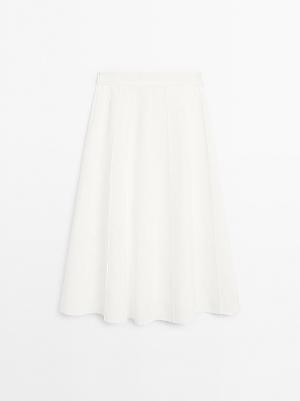 Flared midi skirt with seam details